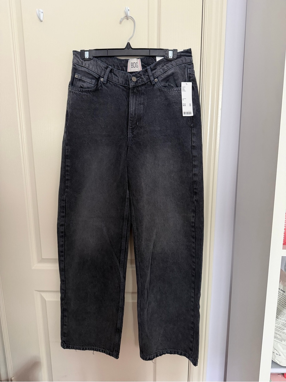 BDG (Urban Outfitters) V Front Wide Leg Baggy Jeans in Washed Black